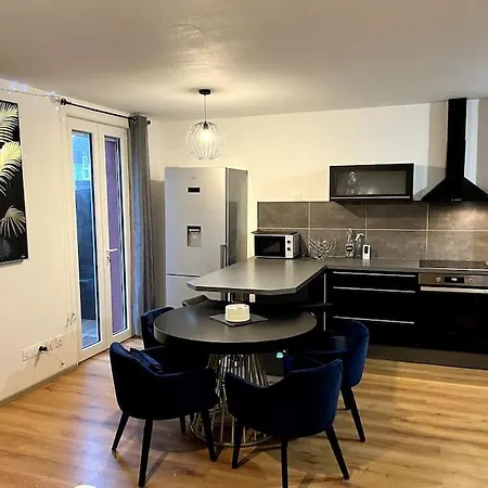 Suite Sanctuaire A Lourdes Exterior photo