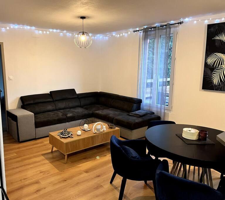 Sanctuaire A Apartment